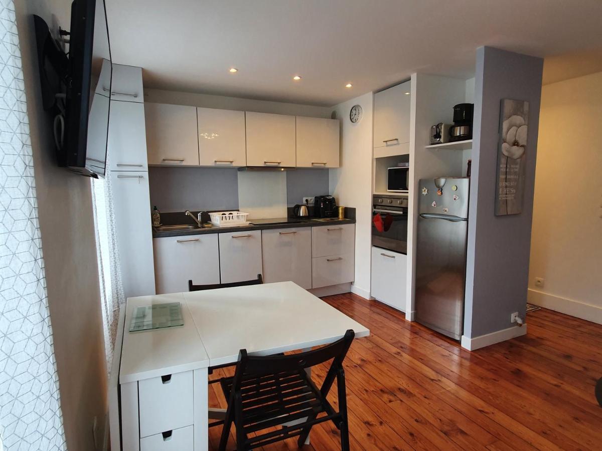 APPARTEMENT T2 4 PERSONNES Wifi et Climatisation Bagnères-de-Luchon Extérieur photo