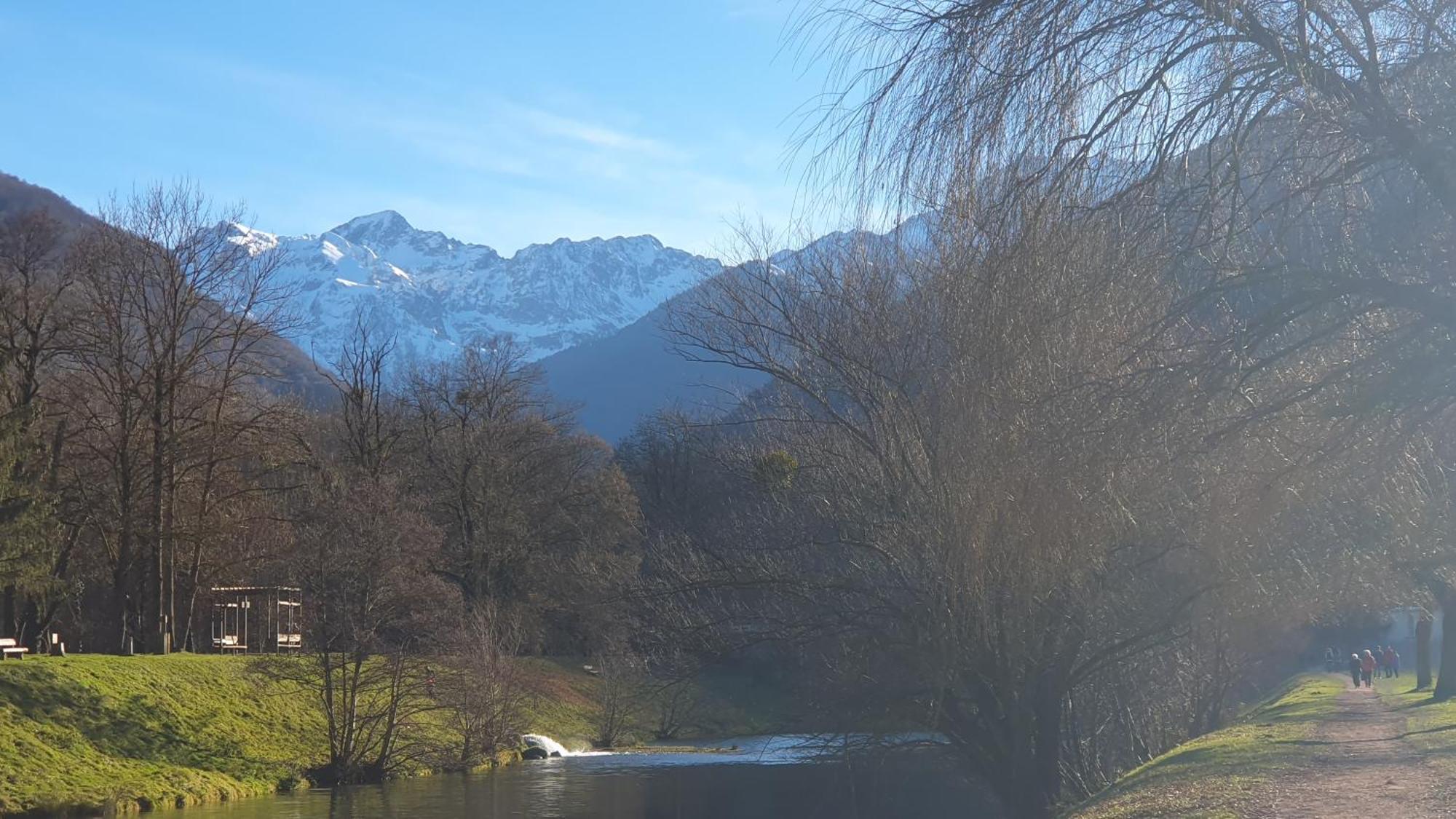 APPARTEMENT T2 4 PERSONNES Wifi et Climatisation Bagnères-de-Luchon Extérieur photo