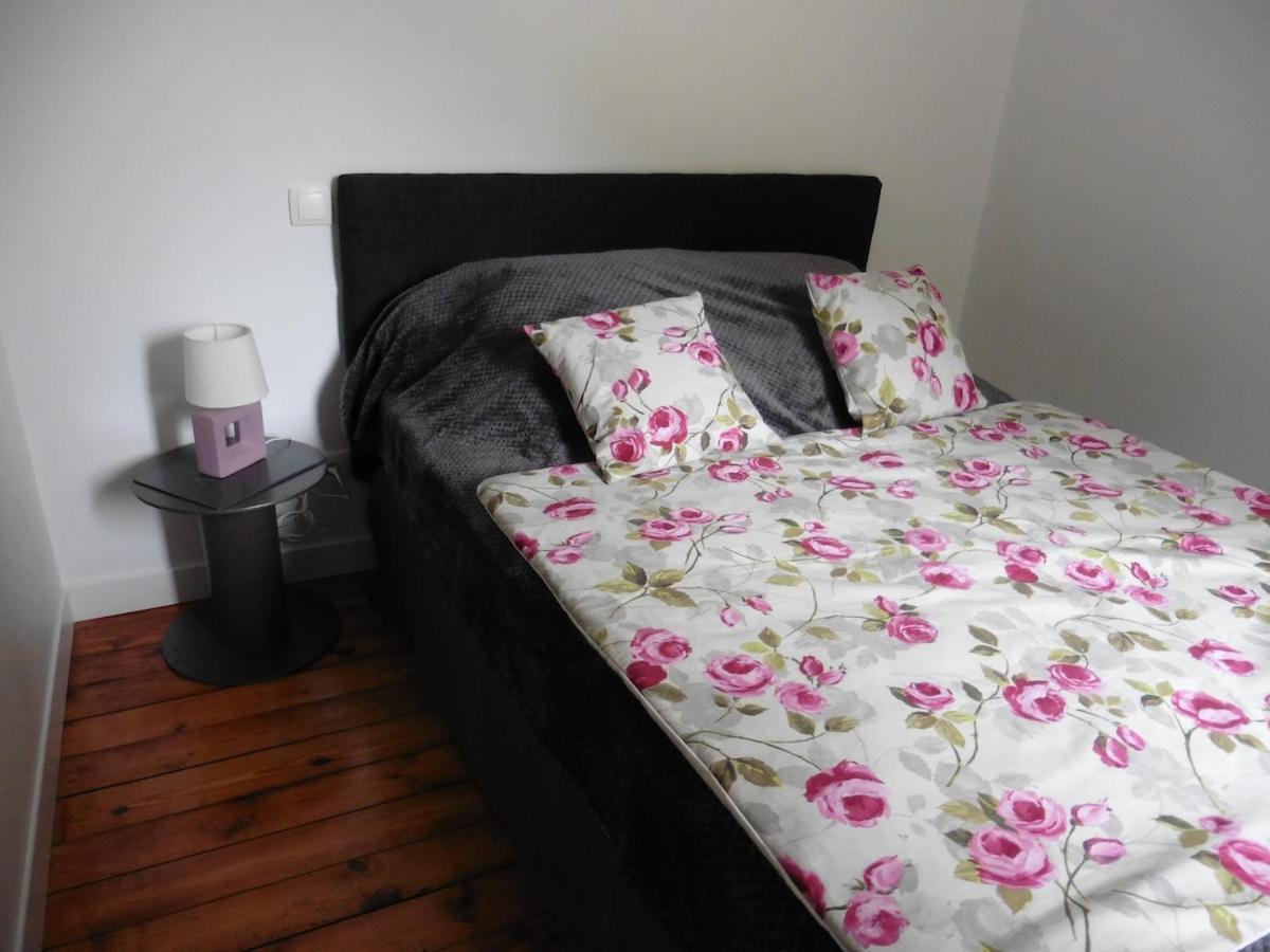 APPARTEMENT T2 4 PERSONNES Wifi et Climatisation Bagnères-de-Luchon Extérieur photo